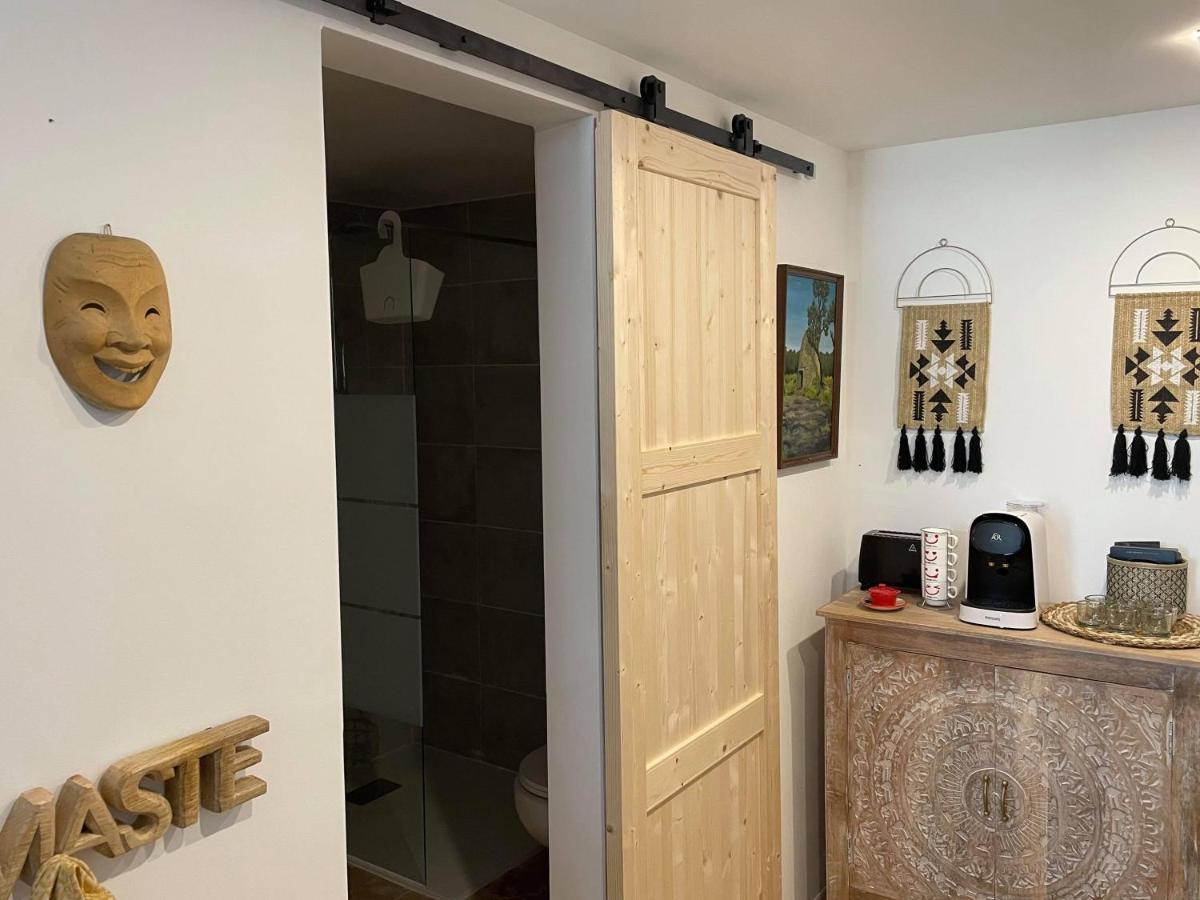 Jolie Annexe Du Mas Dans Le Coeur De La Garrigue Nimoise Villa Nîmes Exterior foto