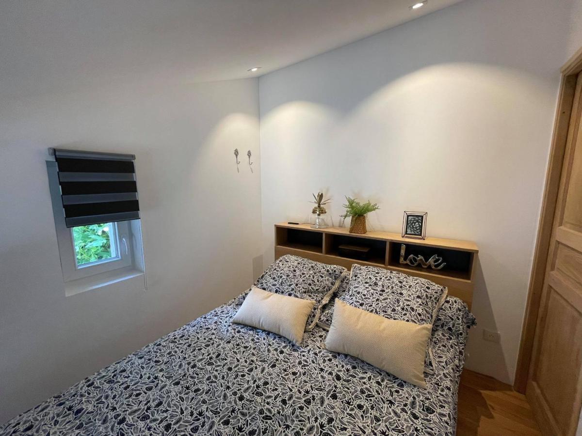 Jolie Annexe Du Mas Dans Le Coeur De La Garrigue Nimoise Villa Nîmes Exterior foto