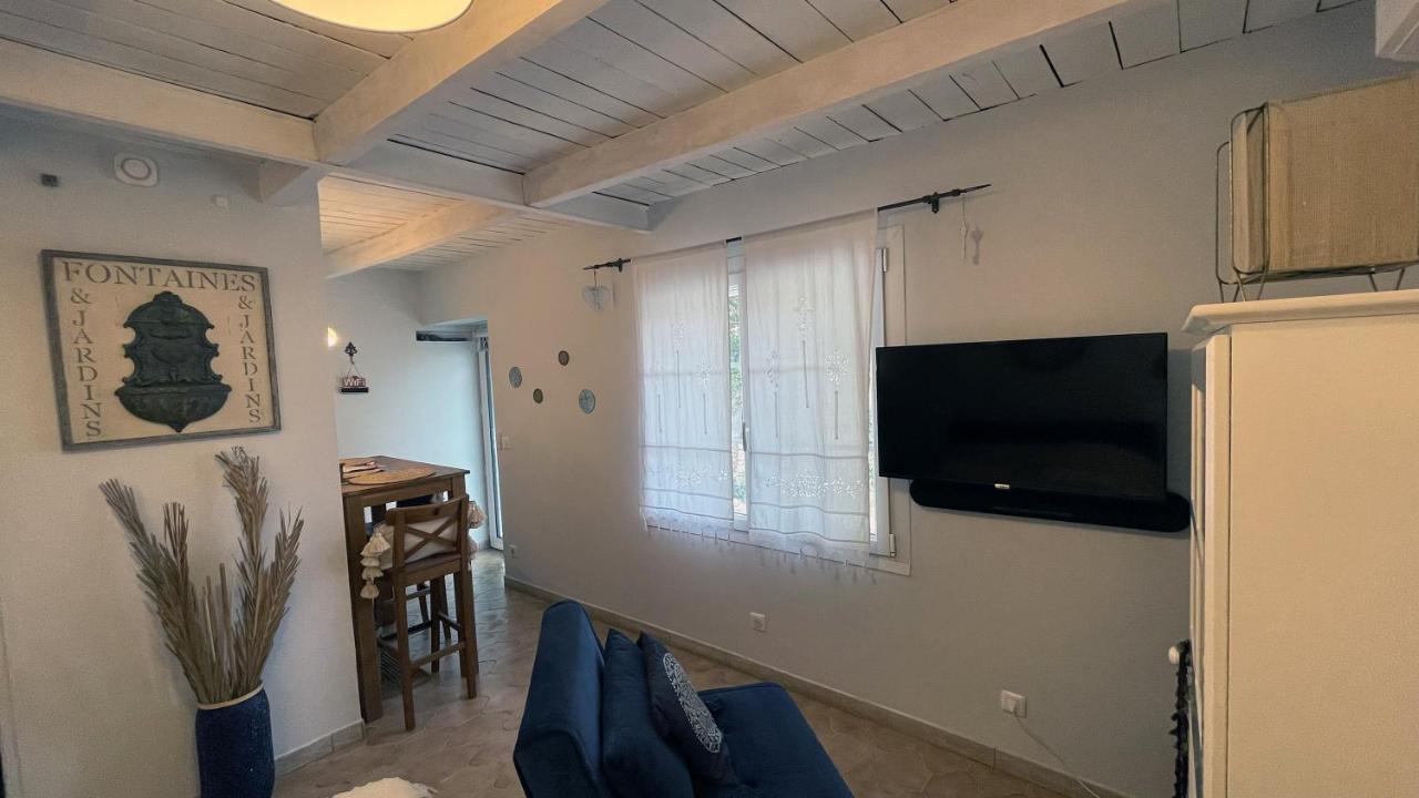 Jolie Annexe Du Mas Dans Le Coeur De La Garrigue Nimoise Villa Nîmes Exterior foto